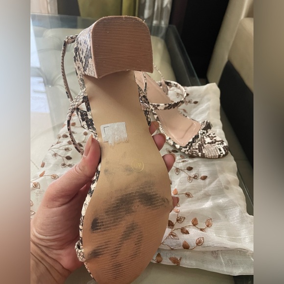 Snake print sandals - Picture 4 of 5
